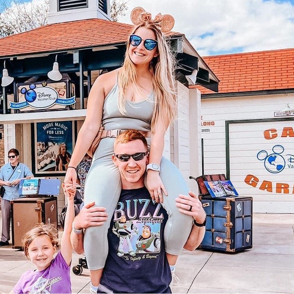 M petite old Navy power chill 7/8 length cami jumpsuit - Picture 4 of 4